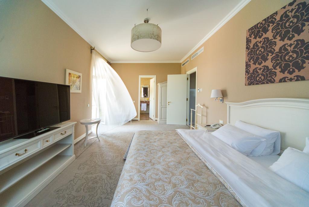 Palace Del Mar Odesa Room photo